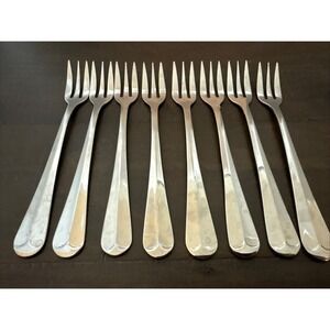 Wallace 18/8 Stainless  Kensington Pattern  Set 8 Cocktail Forks